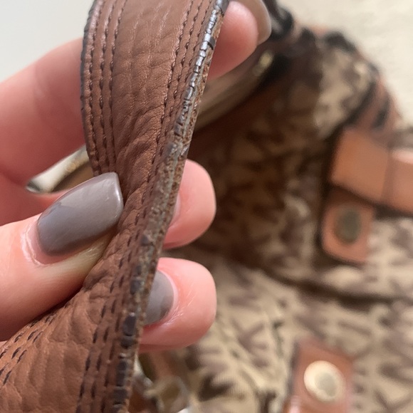 MichaelKorsSignatureMonogram BrownLeatherShoulderBag. IncludesMatchingWallet.EUC - Picture 9 of 14